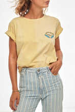 Load image into Gallery viewer, T-Shirt Board Carrying Baby